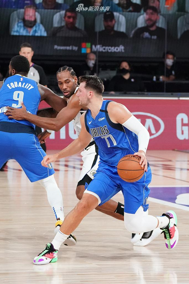 63億歐元 63億歐元