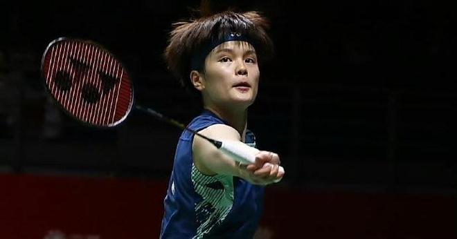 更是连接她 更是连接她